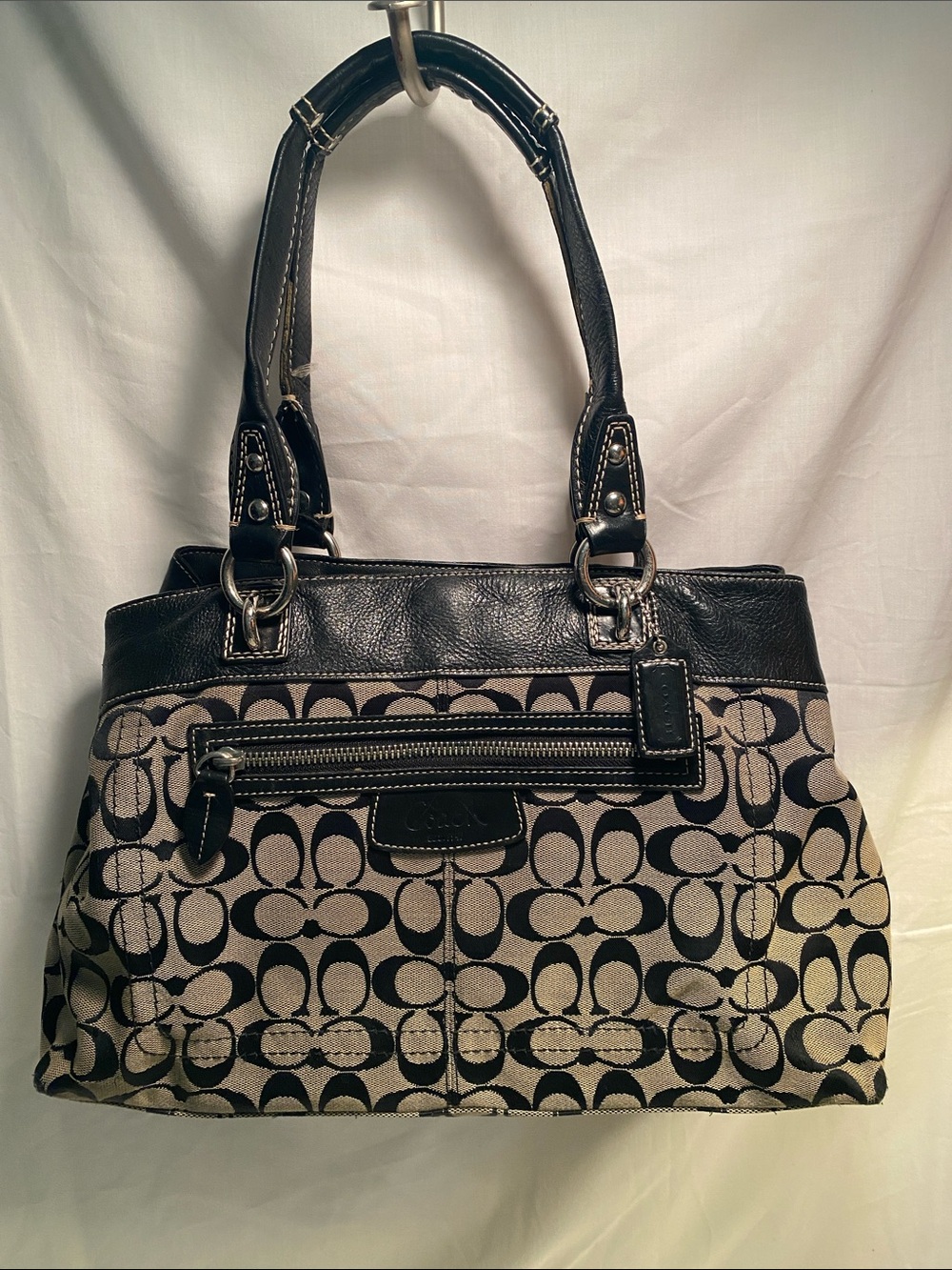 Coach F15533 Penelope Black and Beige Signature Shoulder Bag